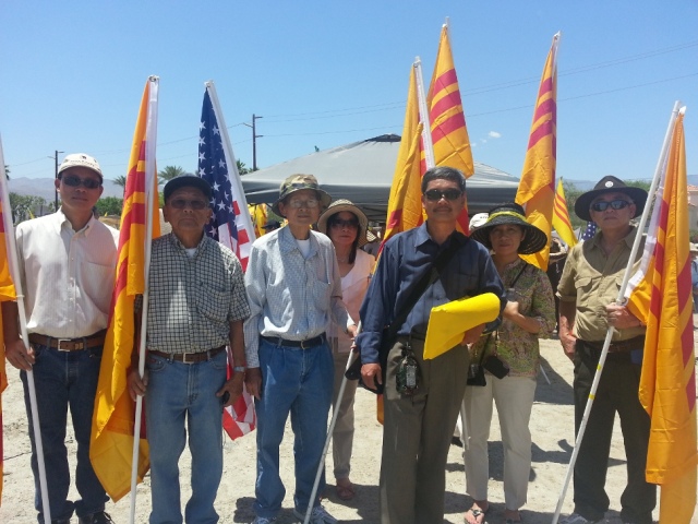 Người Việt ở Nam Cali biểu tình chống Tập Cận Bình Image011